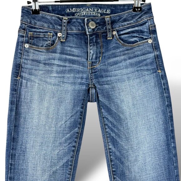 American Eagle Outfitters Jeans Womens Sz 6 Skinny Super Stretch Straight Denim - Picture 4 of 11